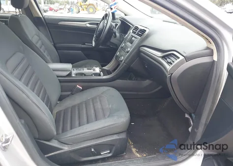 2017 Ford Fusion Se z USA, uszkodzony, nr VIN 3FA6P0HD9HR250156